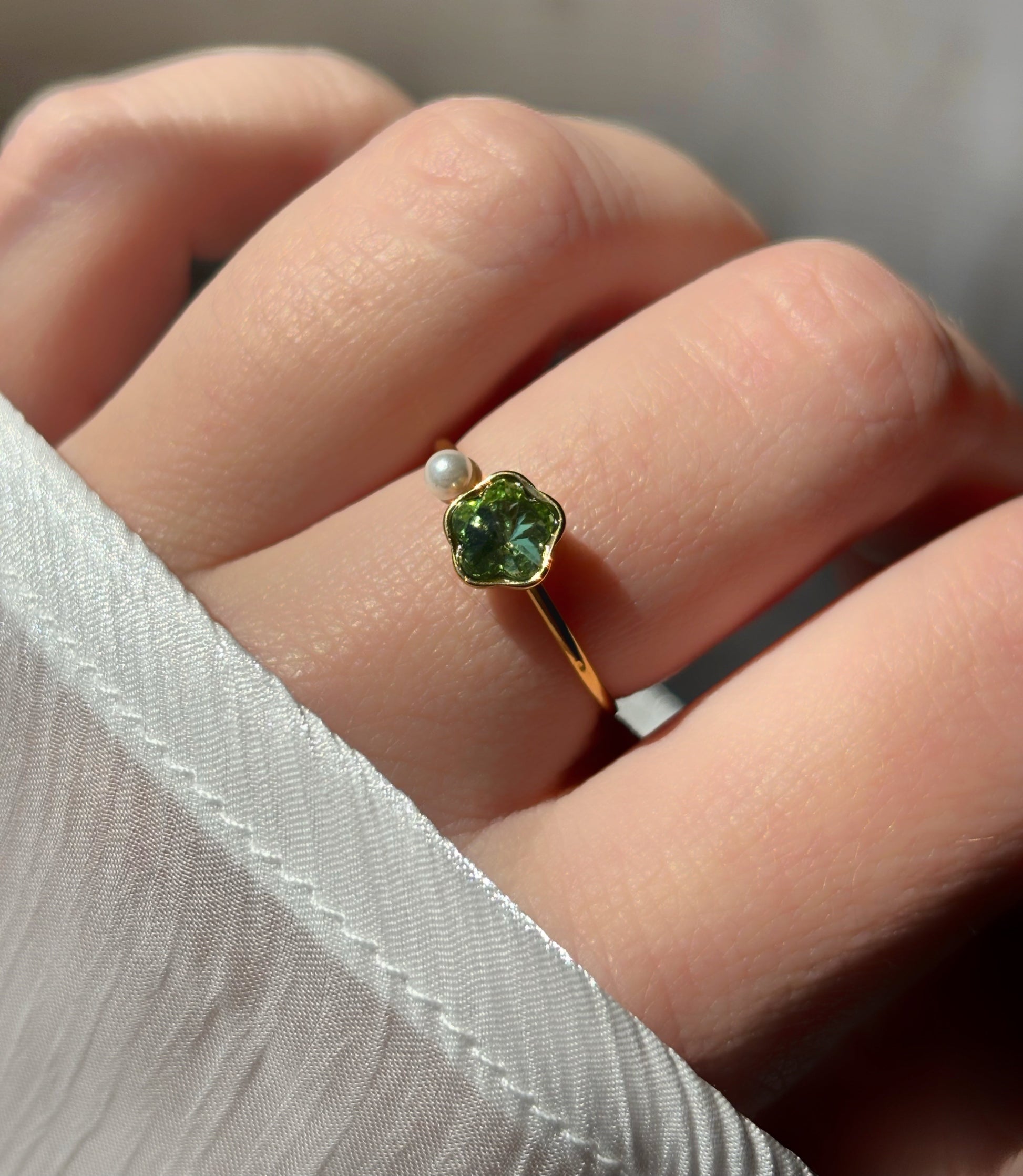 Bague fleur verte & perle - Aurorejewels