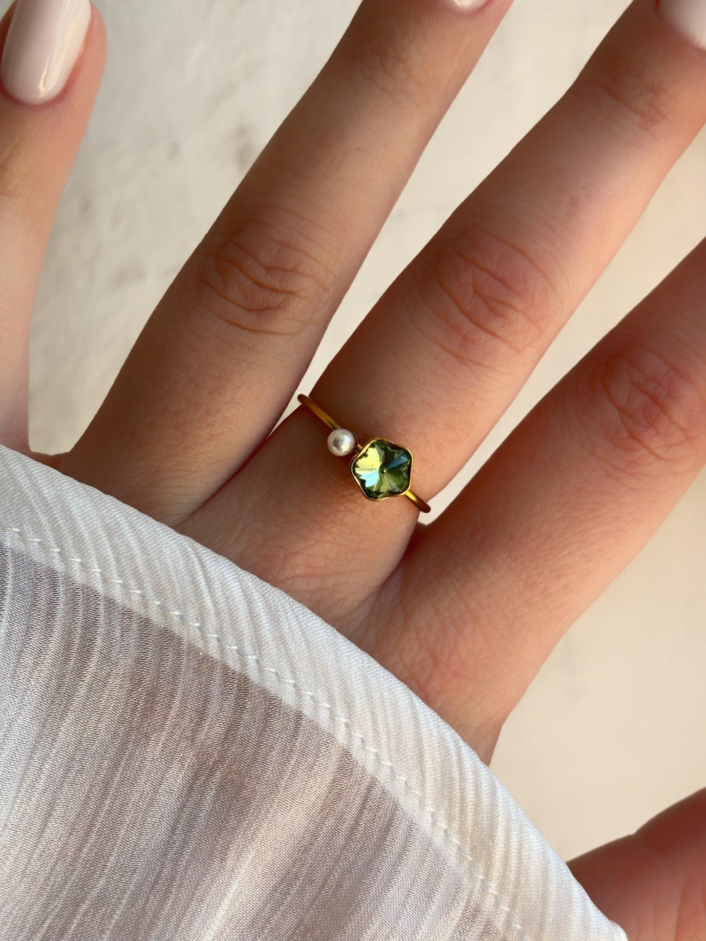 Bague fleur verte & perle - Aurorejewels